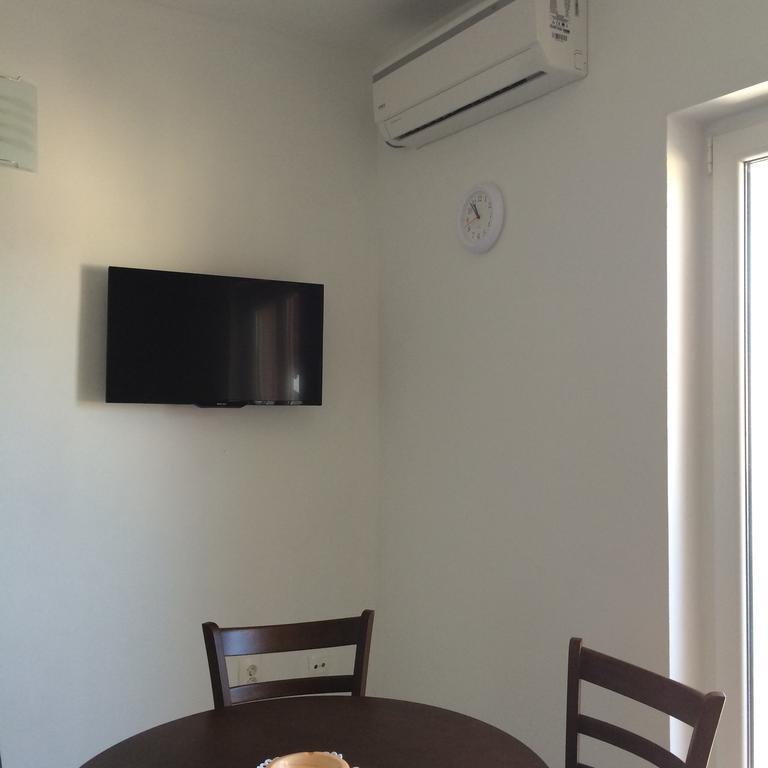 Apartments Pisac Razanj Phòng bức ảnh