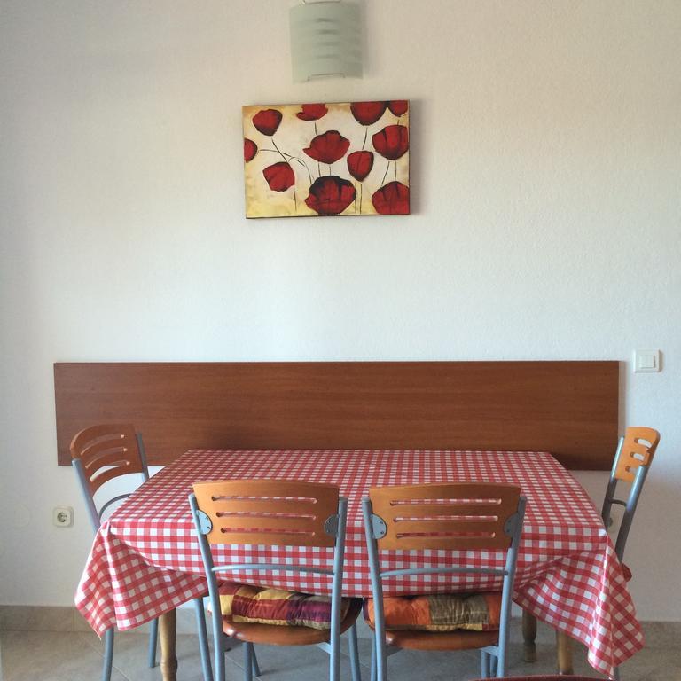 Apartments Pisac Razanj Phòng bức ảnh
