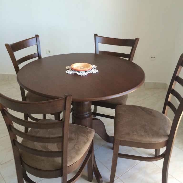 Apartments Pisac Razanj Phòng bức ảnh